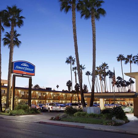 Howard Johnson By Wyndham San Diego Sea World Exterior photo